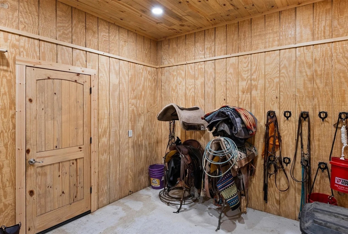20.35 Acres, Custom 4/3 Barndominium, 6-Stall Stable, Lighted Arena, Turnout Pens, Hay Pasture, Multiple Barns, Workshop, Fenced/ Cross Fenced