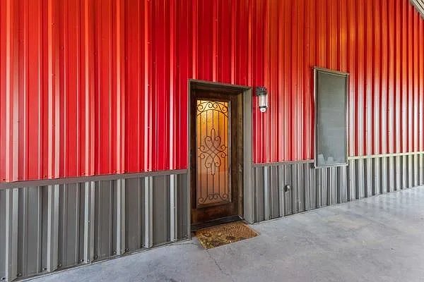 20.35 Acres, Custom 4/3 Barndominium, 6-Stall Stable, Lighted Arena, Turnout Pens, Hay Pasture, Multiple Barns, Workshop, Fenced/ Cross Fenced